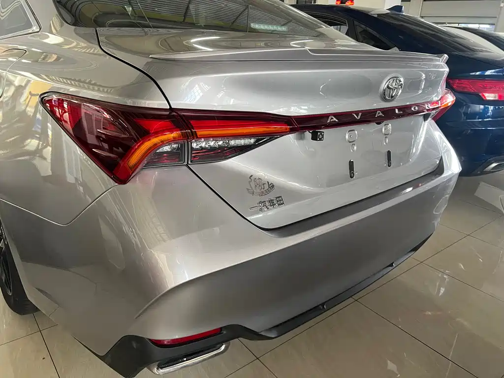 Toyota Avalon 2021 — фото 18