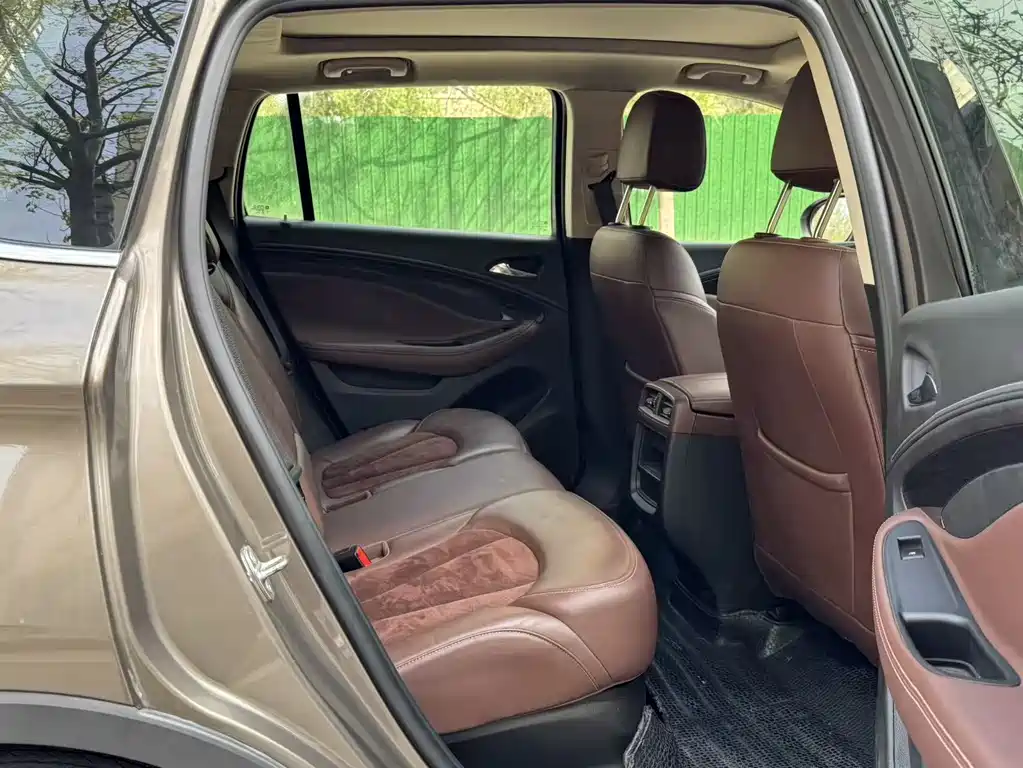 Buick Envision Plus 2017 — фото 10