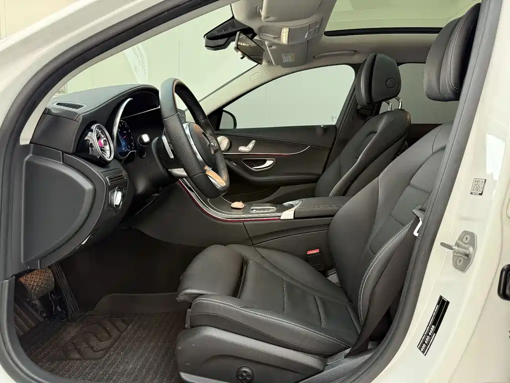 Mercedes-Benz C-Class 2021