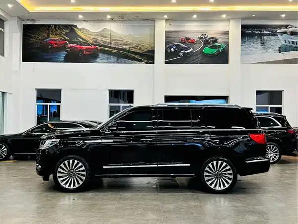 Lincoln Navigator 2020