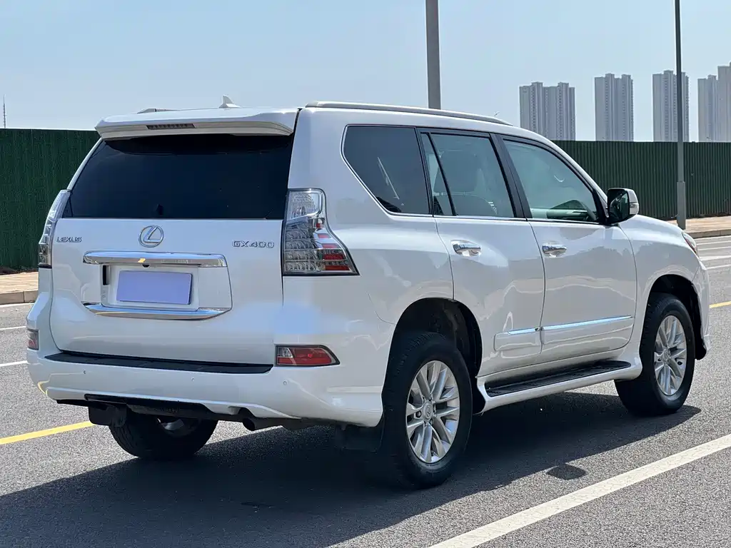 Lexus GX 2015 — фото 9