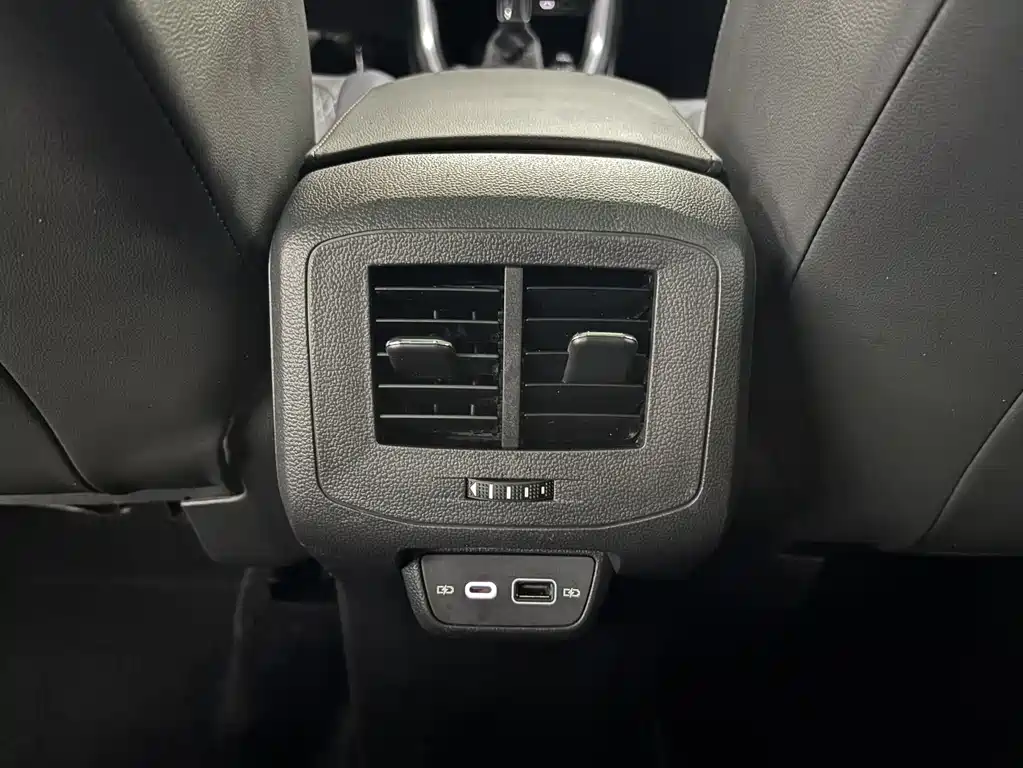 Volkswagen T-Cross 2021 — фото 16