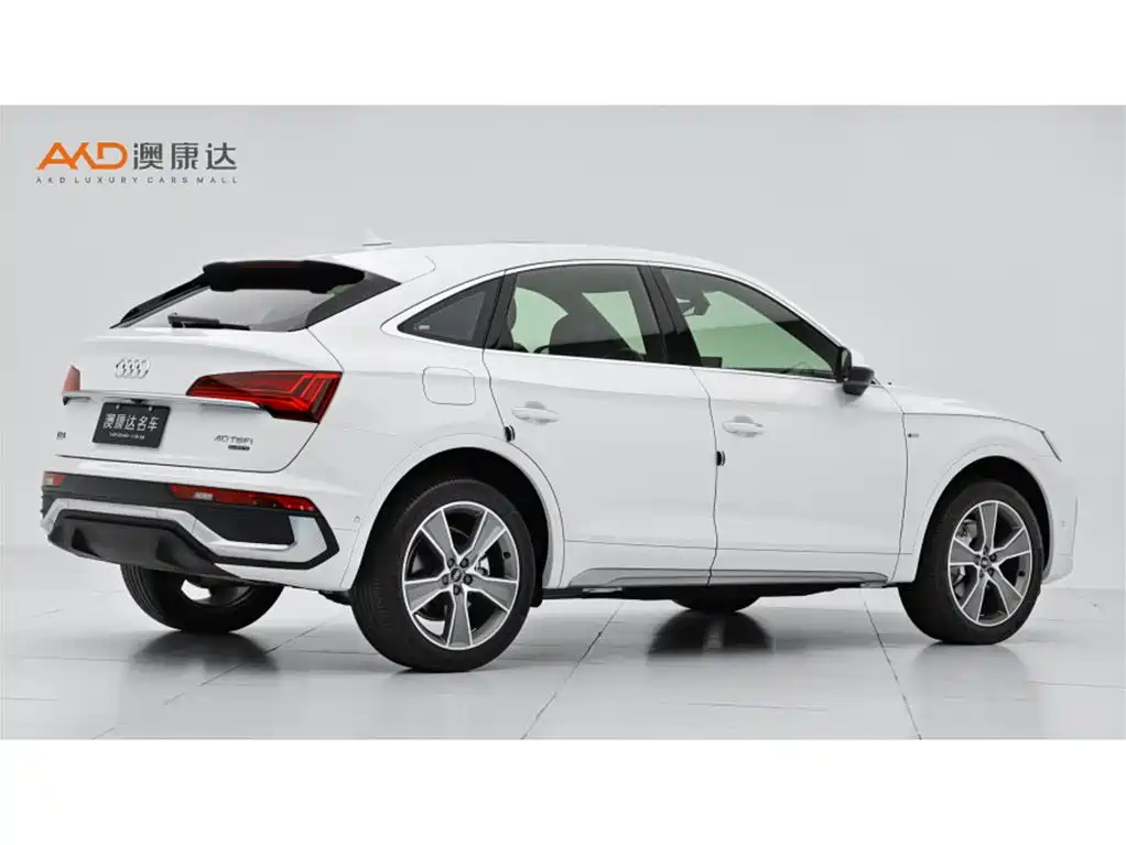 Audi Q5L Sportback 2022 — фото 3