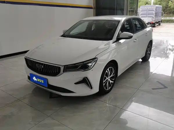 Geely Emgrand 2023