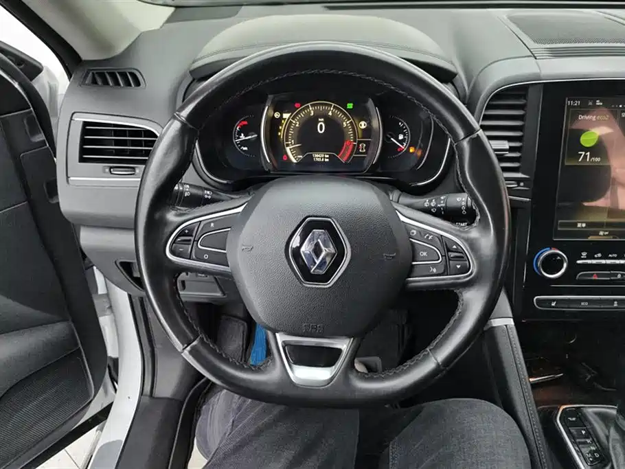 Renault Koleos 2017 — фото 15