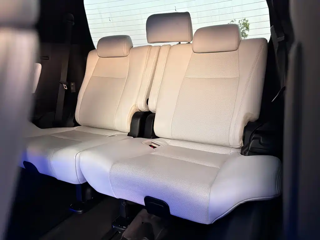 Toyota Alphard 2012 — фото 15