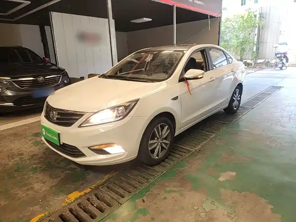 Changan Eado 2016