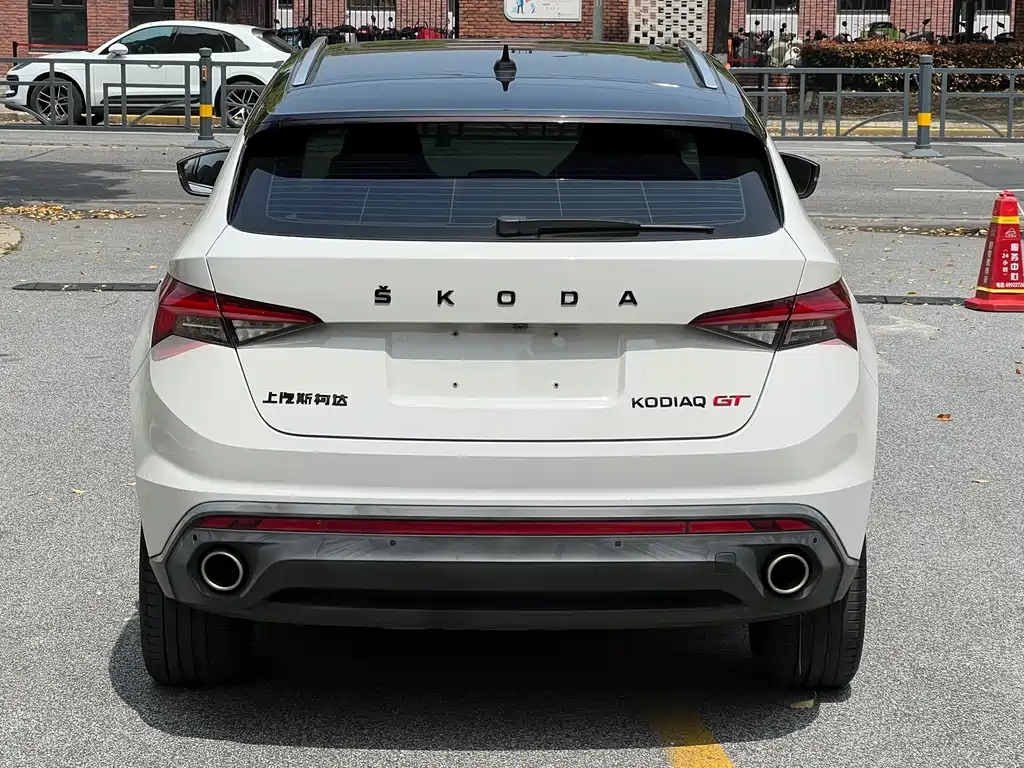 Skoda Kodiaq GT 2021 — фото 13