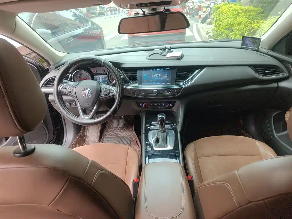 Buick Regal 2019 — фото 13