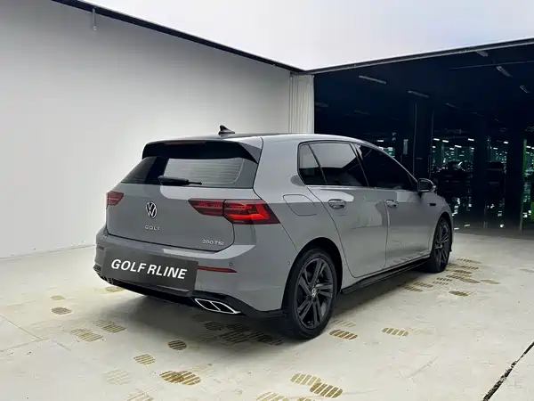 Volkswagen Golf 2023