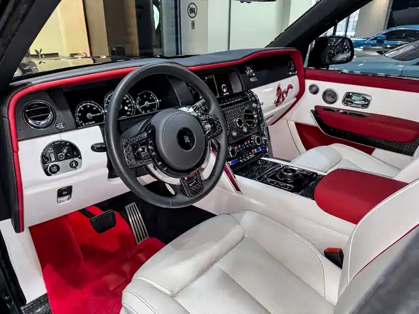 Rolls-Royce Cullinan 2022