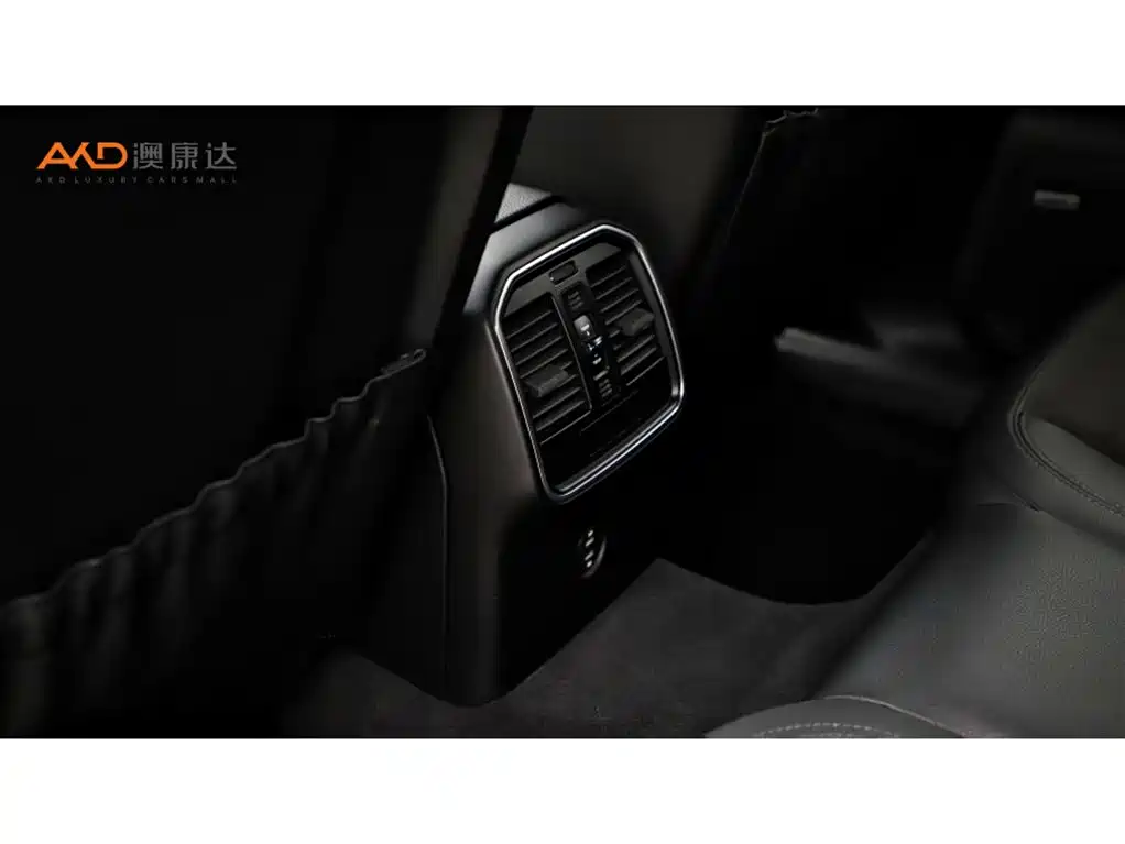 Porsche Macan 2021 — фото 9