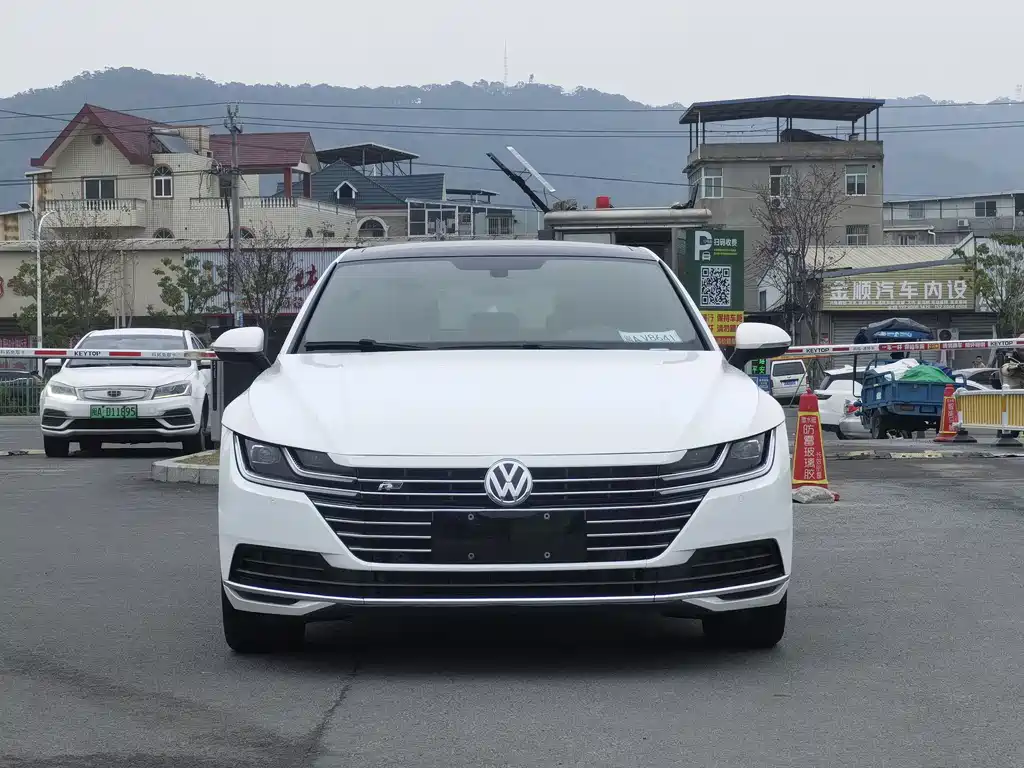 Volkswagen CC 2019 — фото 2