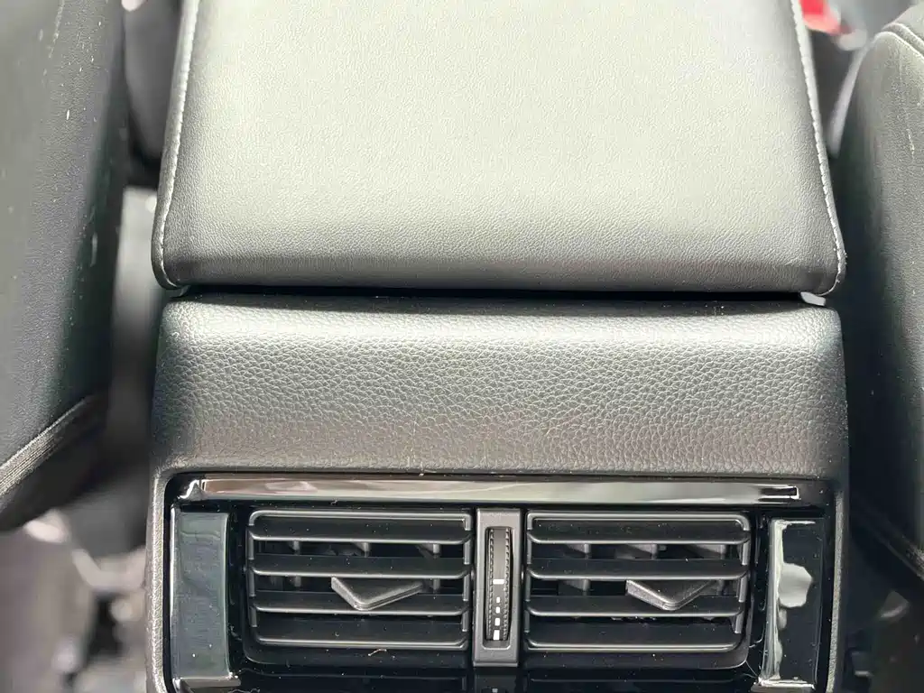 Honda Accord New Energy 2023 — фото 12