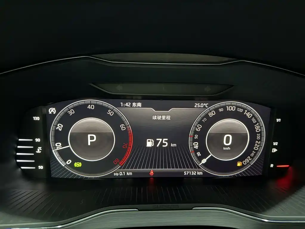 Skoda Speedy 2022 — фото 15
