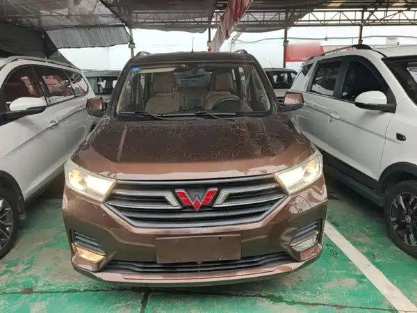 Wuling Hongguang 2019