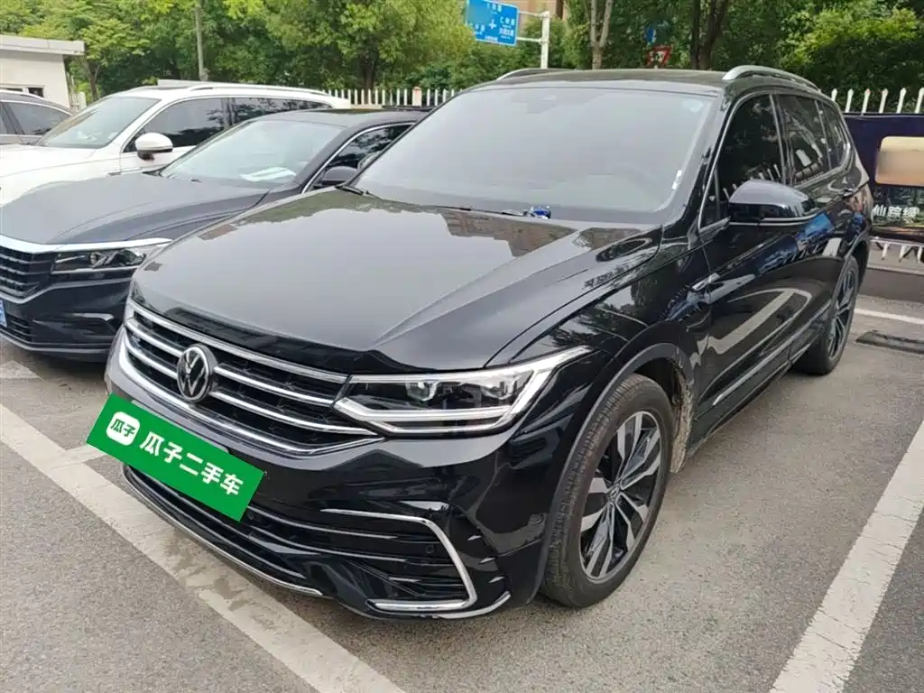 Volkswagen Tiguan L 2023 — фото 2