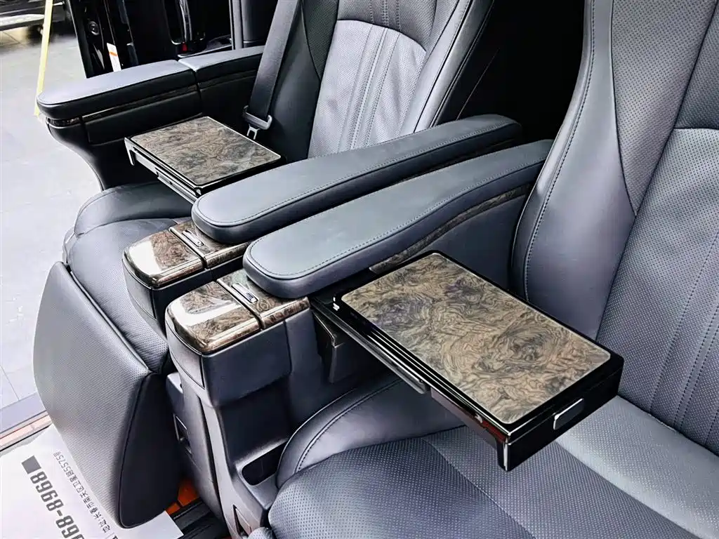 Toyota Vellfire 2021 — фото 16