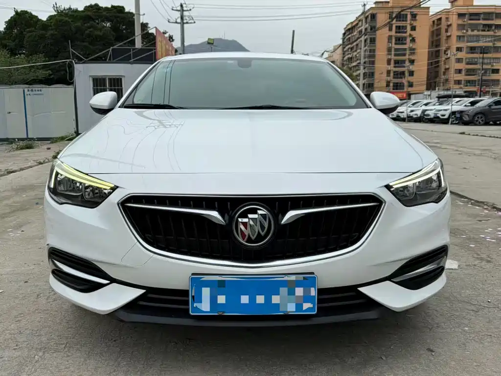 Buick Regal 2019 — фото 2