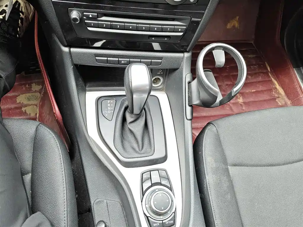 BMW X1 2014 — фото 14
