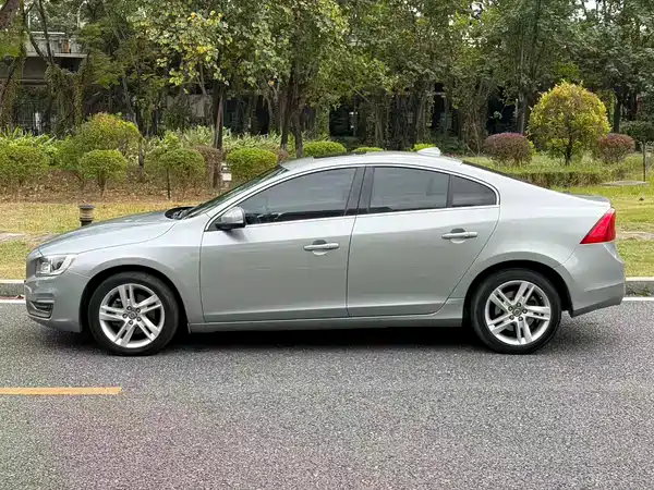 Volvo S60 2014