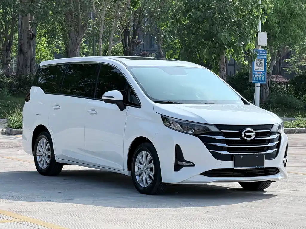 GAC Motor Trumpchi M6 2020 — фото 3