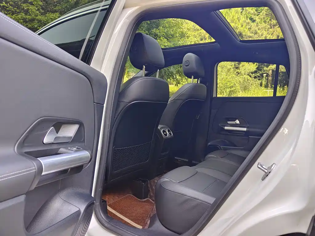Mercedes-Benz GLA 2021 — фото 16