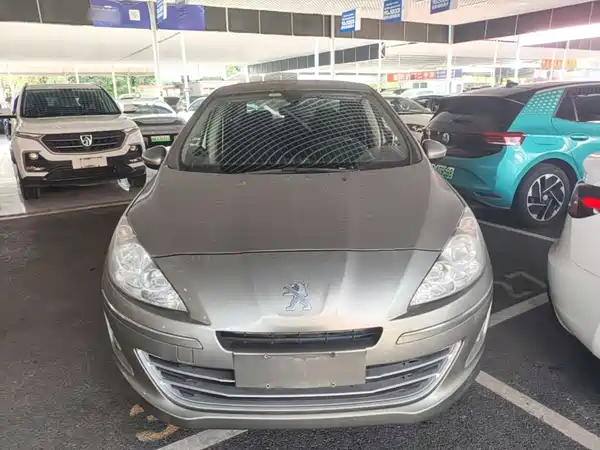 Peugeot 408 2014
