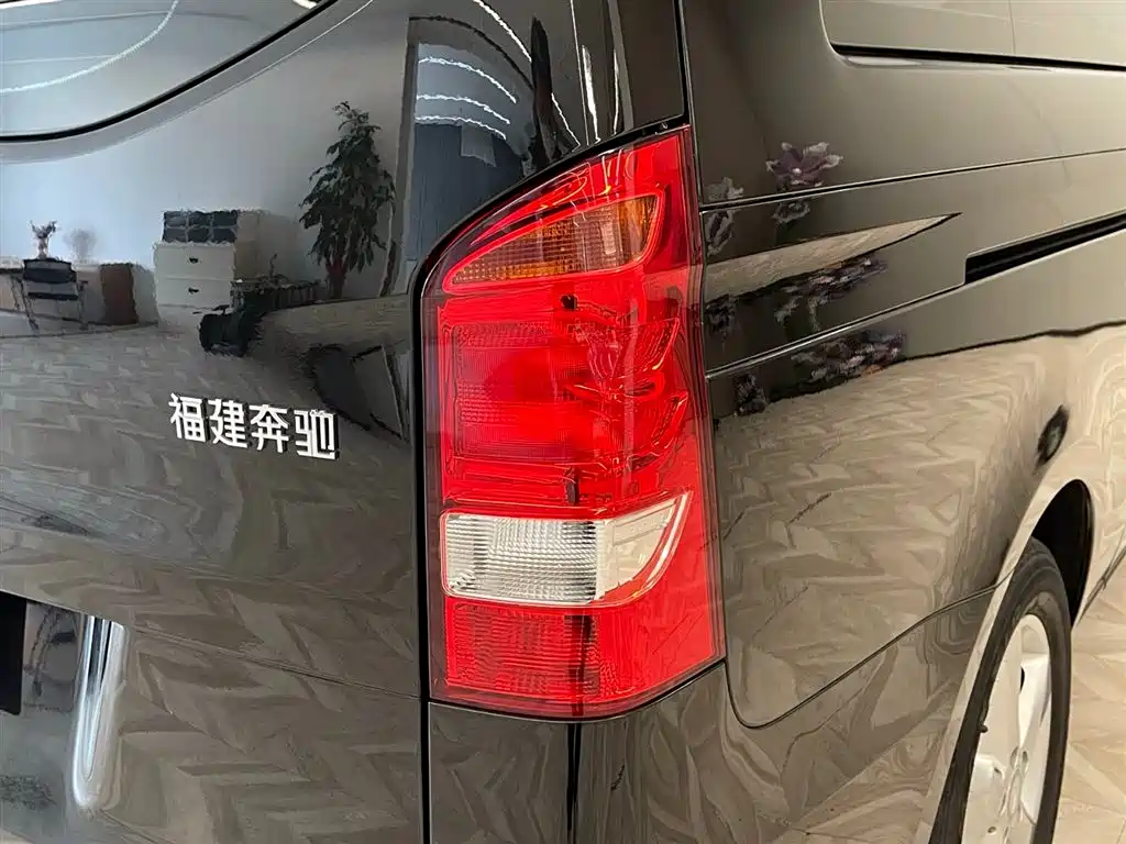 Mercedes-Benz Vito 2018 — фото 10