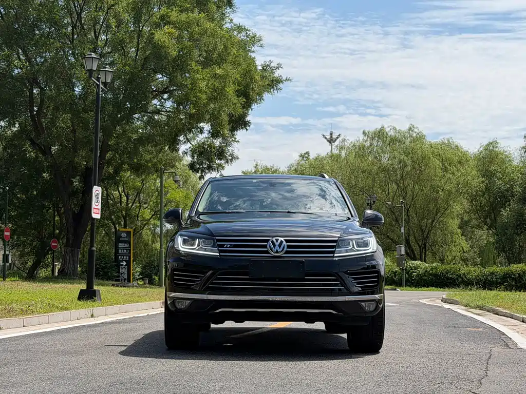 Volkswagen Touareg 2018 — фото 2