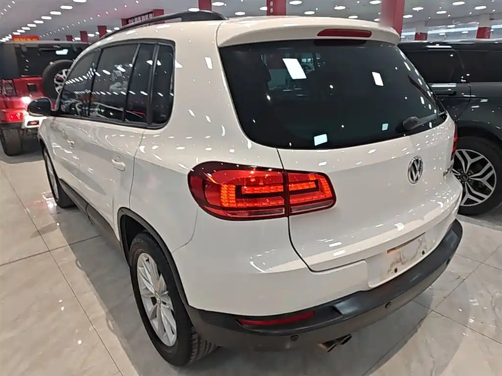 Volkswagen Tiguan 2015 — фото 5