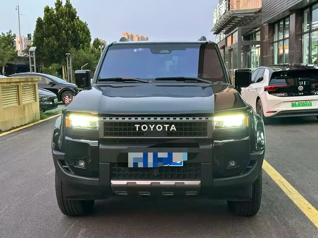 Toyota Prado 2025