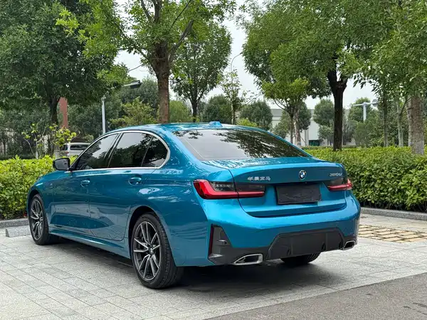 BMW 3 Series 2023