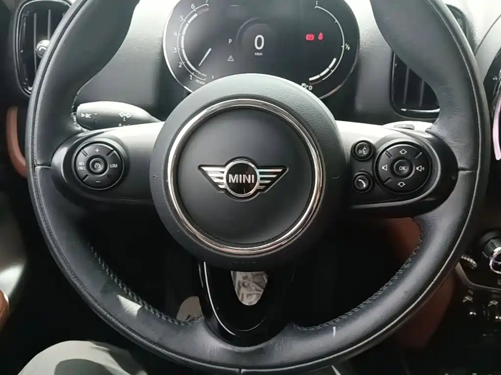 MINI Countryman 2021 — фото 11