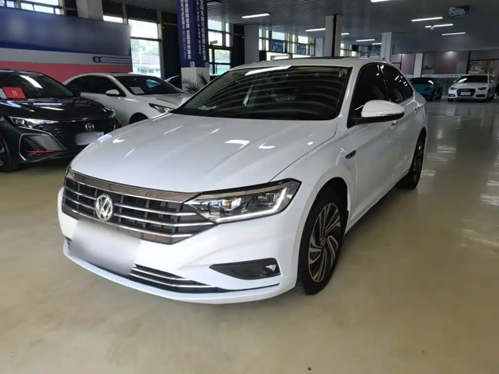Volkswagen Sagitar 2022