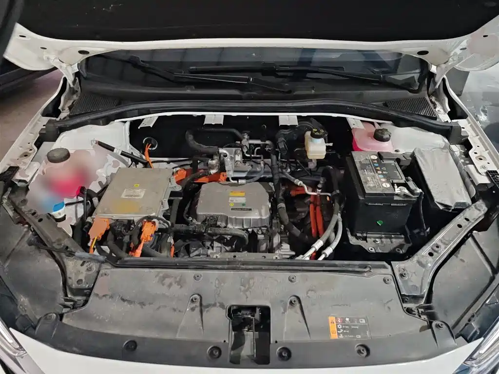 Roewe i6 MAX New Energy 2024 — фото 20