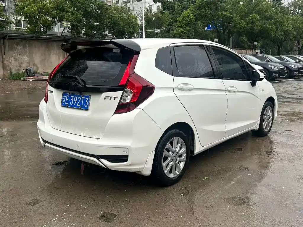 Honda Fit 2019 — фото 9