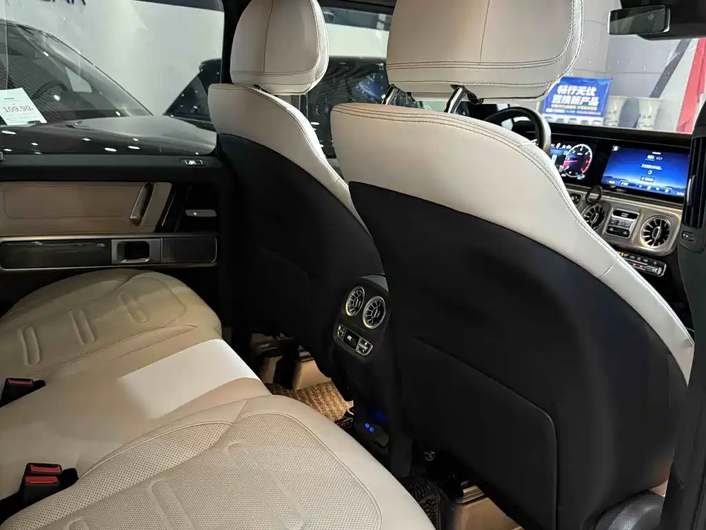 Mercedes-Benz G-Class 2025 — фото 12