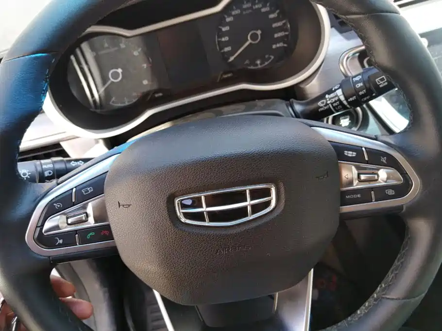 Geely Emgrand GS 2019 — фото 15
