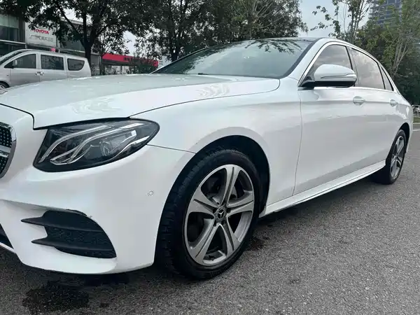 Mercedes-Benz E-Class 2018