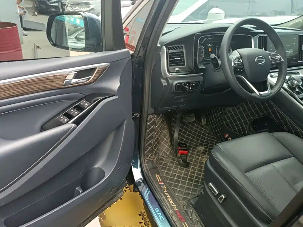 GAC Trumpchi M8 2021 — фото 16