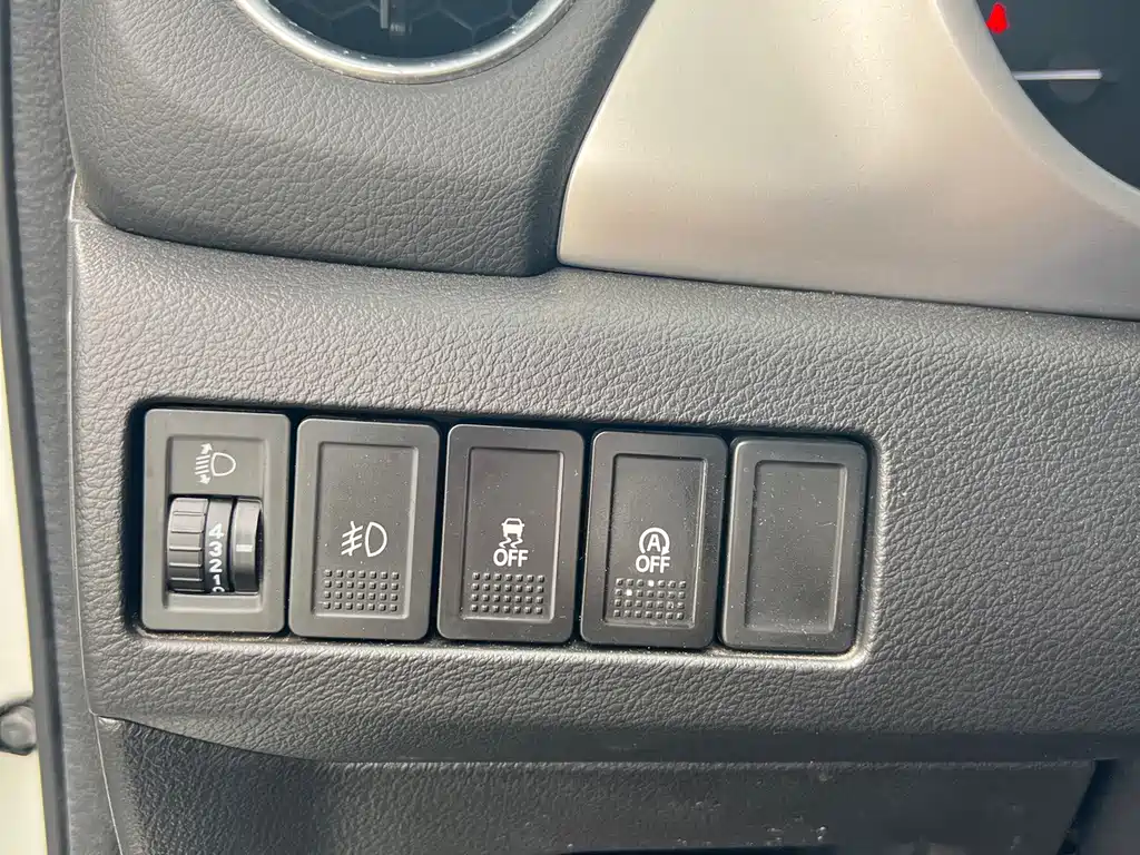 Suzuki Vitara 2018 — фото 19