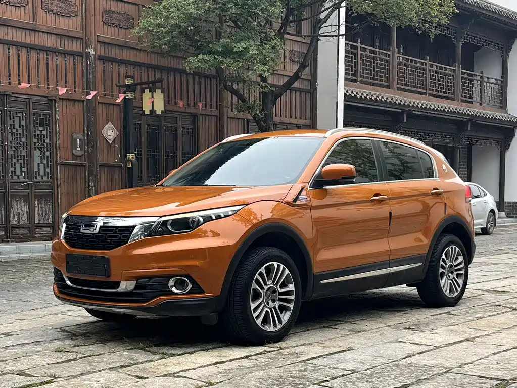 Qoros 5 2018