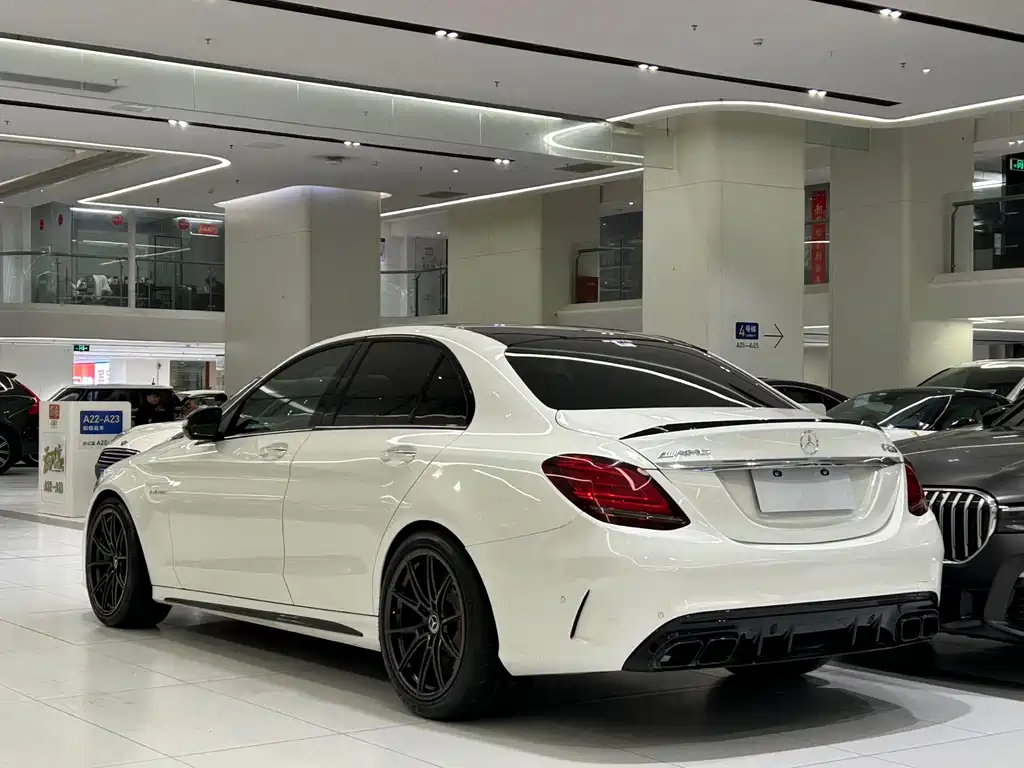 Mercedes-Benz C-Class AMG 2020 — фото 9
