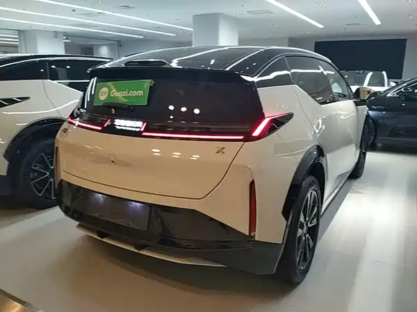 Zeekr X 2024