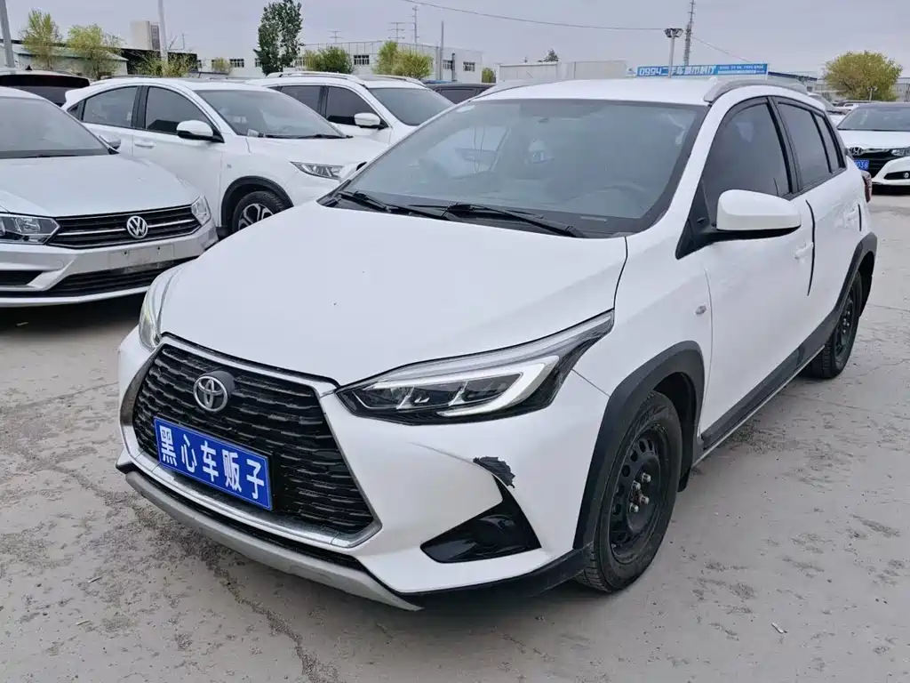 Toyota Yaris L 2020