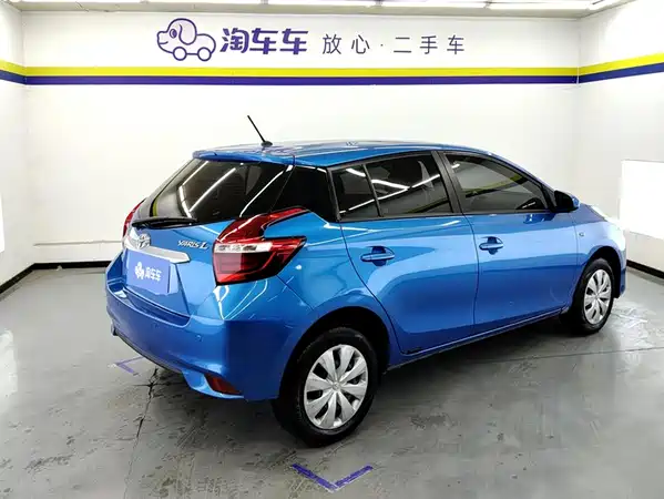 Toyota Yaris L 2020