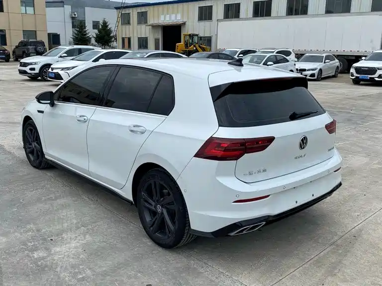 Volkswagen Golf 2022