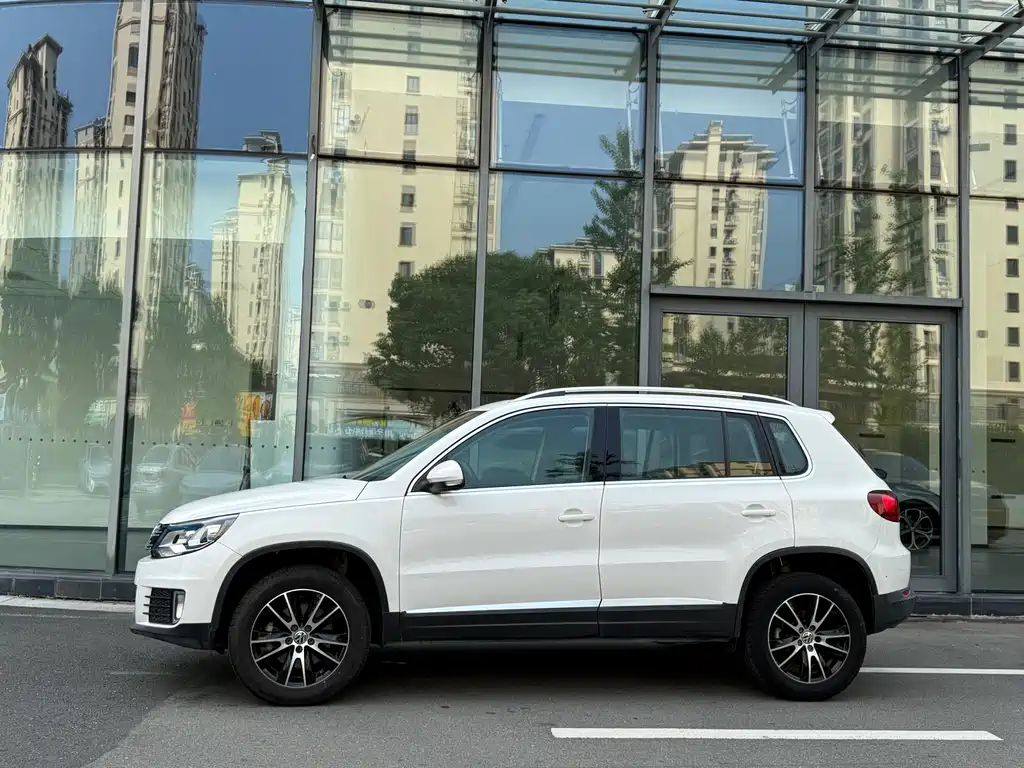 Volkswagen Tiguan 2015 — фото 18