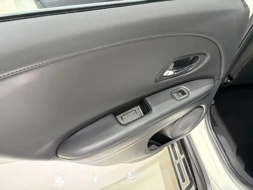Honda Vezel 2022 — фото 20